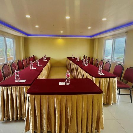 Hotel Lake Shore Pokhara Eksteriør billede