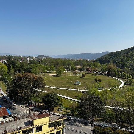 Hotel Lake Shore Pokhara Eksteriør billede