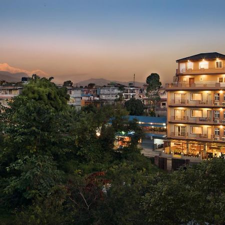 Hotel Lake Shore Pokhara Eksteriør billede