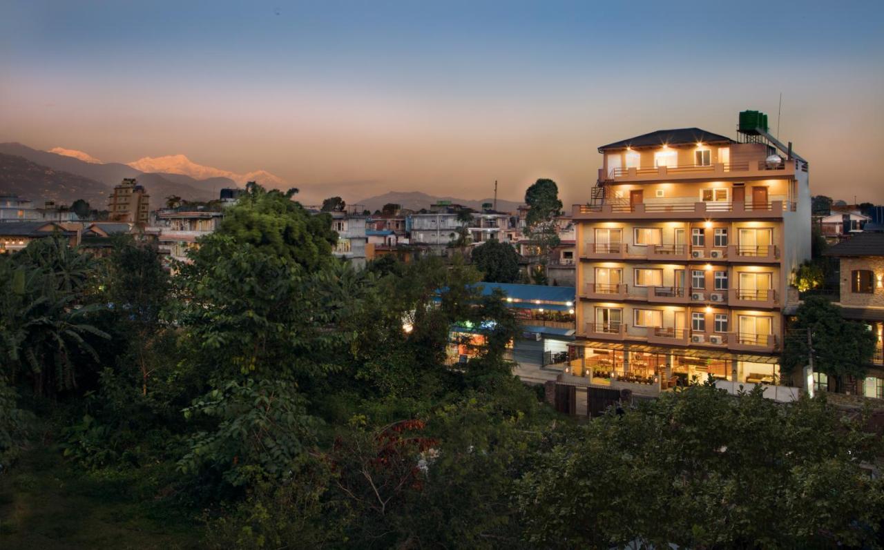 Hotel Lake Shore Pokhara Eksteriør billede